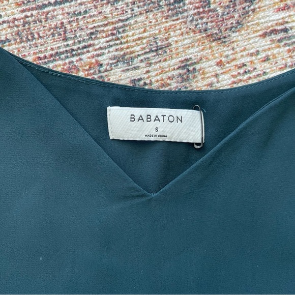 Aritzia Babaton V-neck Camisole - Picture 3 of 6